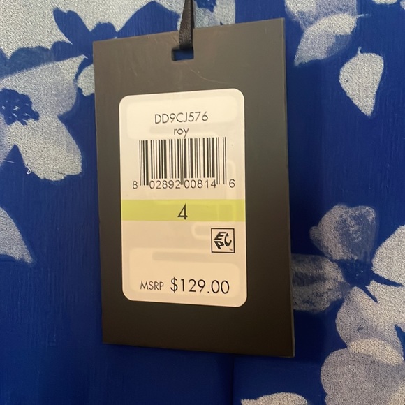 DKNY size 4 summer flowy mid calf dress - Picture 3 of 5